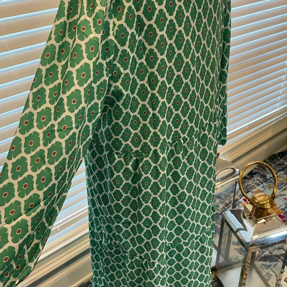Green Lantern Sleeve Printing Long boho Dress - Picture 8 of 11